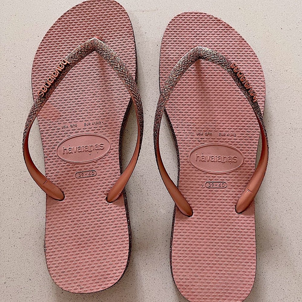 Slim Sparkle II Havaiana’s Flip Flops size 9/10 - Crocus Rose